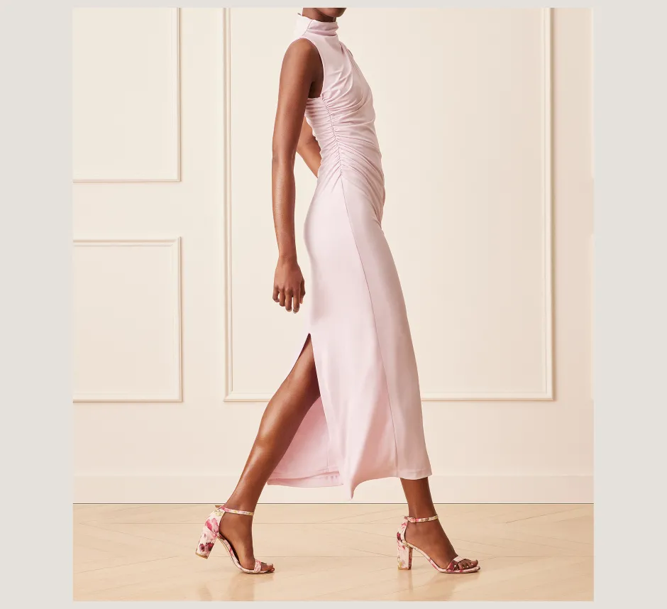 New CHANGE LOCATION The Occasion Edit|The SW Extended Sizes Collection